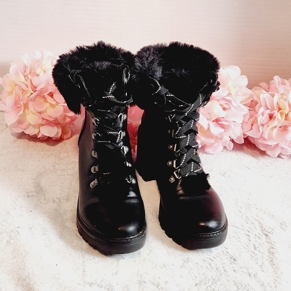 Esprit Faux Fur Trim Lug Sole Cushioned Ember Round Toe Block Heel Size:… - Picture 1 of 5
